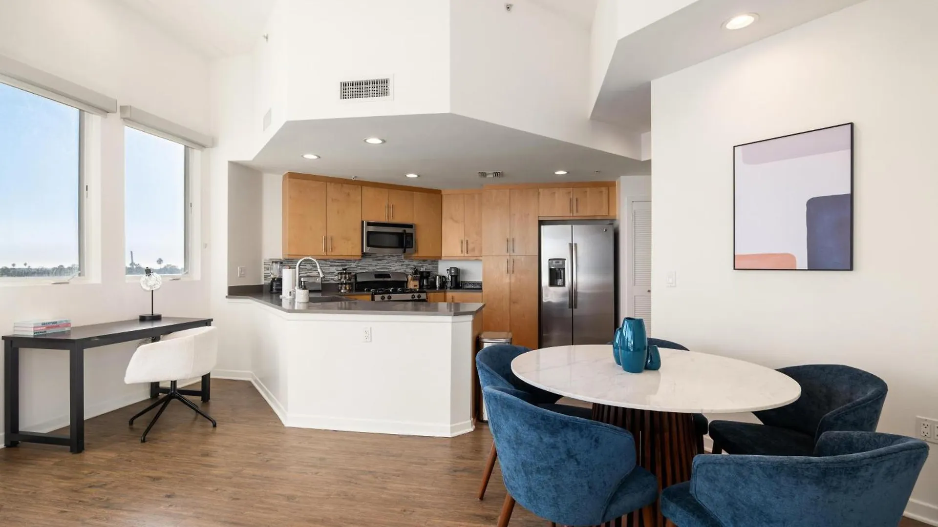 The Crystal 3 Level Penthouse - Marvelous Marina Views 2Br Apartment Los Angeles